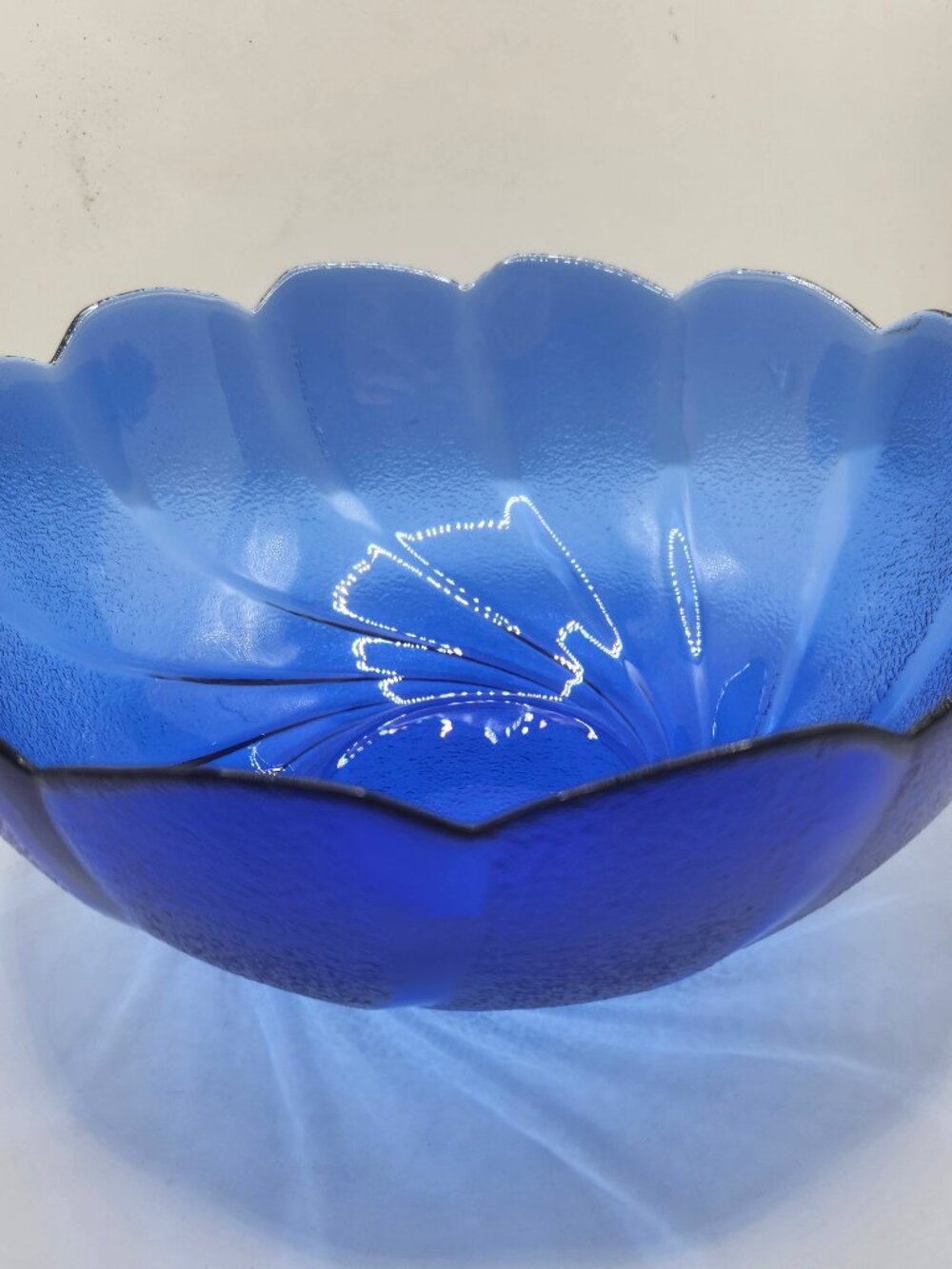 Vintage Arcoroc France Cobalt Blue Swirl Bowl